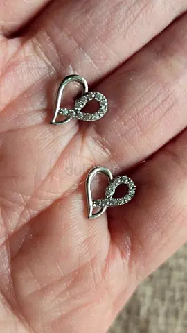 Heart Earrings 18k Whitegold