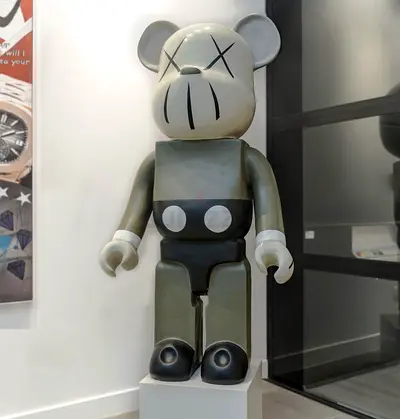 Giant Bear Pop Art Sculpture – 180 cm – Grey & Black