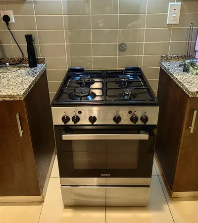 Siemens Latest Model Full Gas Cooker 60cm Same Like New Condition Slightly Used