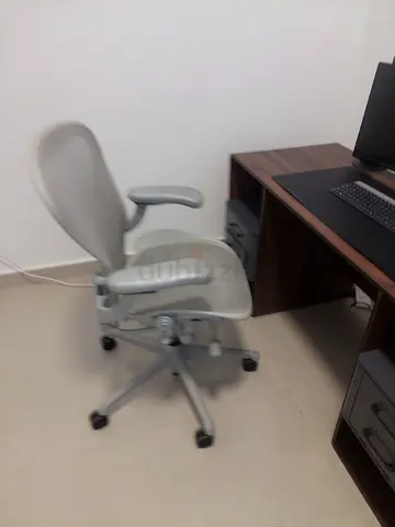 Mineral Remastered Version Herman Miller Aeron Chair Fully Adjustable Size B