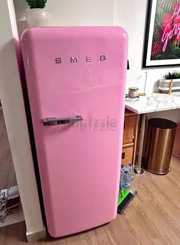 SMEG retro - Style fridge pink Color