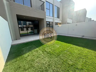 Beautiful 3-bedroom villa, ideally located in La Violeta 1.