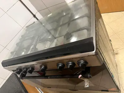 5 BURNER COOKING RANGE WITH OVEN 25 DHS