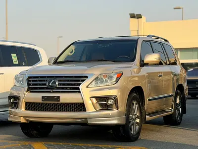 Lexus LX 570 Sport 2014 GCC Specs in Excellent Condition