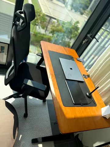Ascent Height Adjustable Smart Desk - excellent condition + Chair