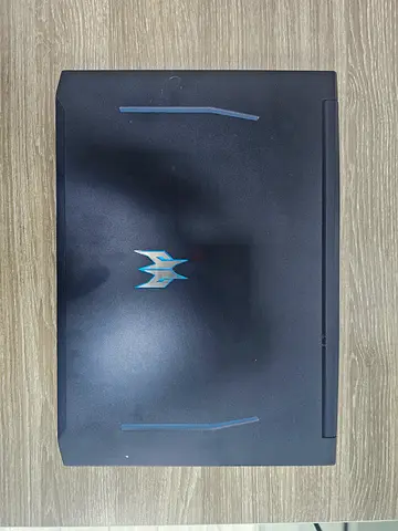 Acer Predator Helios 300 - core i7, 11th Gen