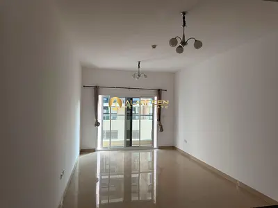 شقة بغرفتي نوم | منطقة JVC 10 | شرفة وإطلالة على المدينة | غير مفروشة