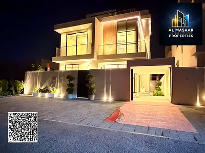 فيلا جديدة تصميم مودرن مع مصعد و السعر شامل كل شئ و قابل للتفاوض. و أمامها حديقة كبيرة