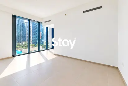 Spacious 2BR I Premium Amenities I Closed kitchen