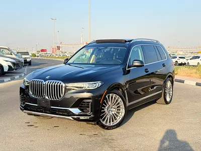 2019 BMW X7 xDrive50i - Panoramic Roof - Top Model