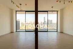 Fully Furnished | High Floor | Community View
