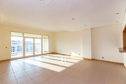 Furnished | Beach Access | Penthouse Level