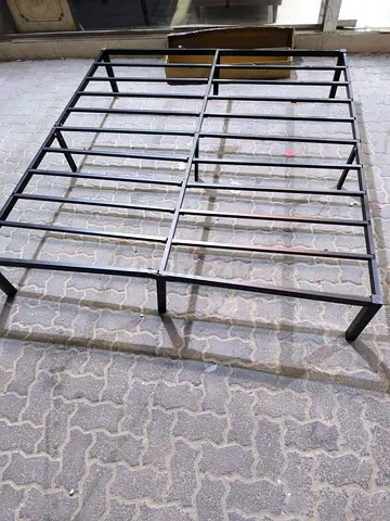 Sturdy Metal Bed Frame Base -king  Size