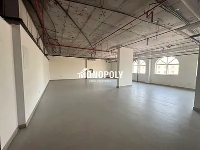3 MONTHS GRACE PERIOD! | Prime Office | 1,980 Sq.Ft. | Easy Access to Dubai & Ajman | 4 or 6 Cheques | 15-Month Contract