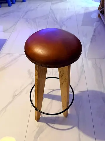 Bar stool