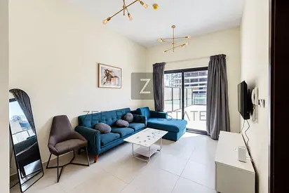 FULLY FURNISHED HUGE | STYLISH | PRIME LOCATION | NEAR TO EXIT