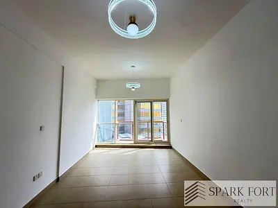 استوديو | مقابل سنترال مول | جاهز للسكن