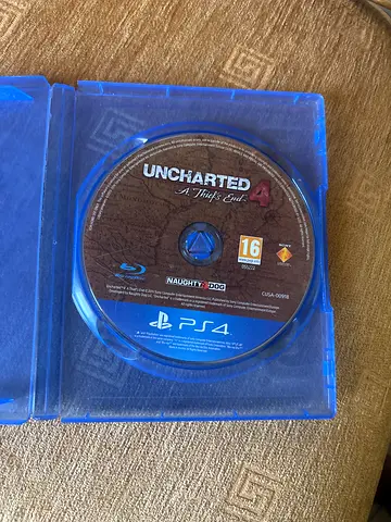 Uncharted 4: A Thief's End (PS4) - Game Disc in Case
