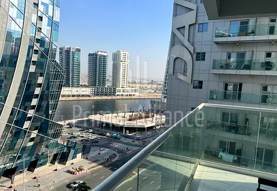 Amazing 1 BR | Canal-View | Prime-Location