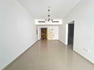 Hot Offer Specious 2BR with Free Parking