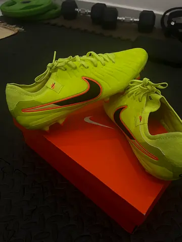 Nike Tiempo Legend Football Boots - Used Once