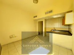 READY TO MOVE STUDIO FLAT CENTER AC&GAS RENT 15k