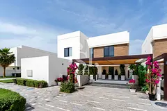 Fully Upgraded | Private Pool And Garden | Furnished