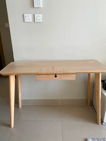 IKEA LISABO Desk – Like New