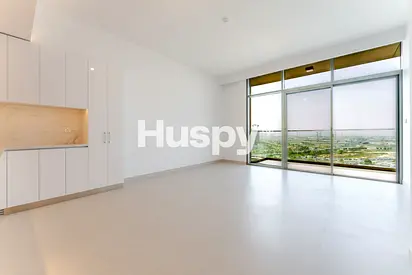 Corner Unit | Vacant | High Floor