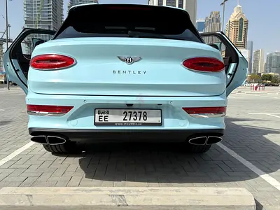 2023 Bentley Bentayga Azure GCC Specs — Excellent Condition