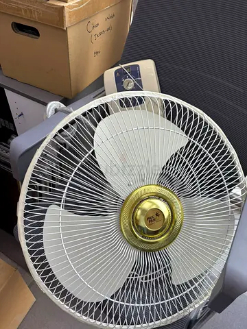 Pedestal fan - Functional, Good Condition