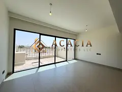 4 Bedroom I Closed to Lagoons I Back to Back