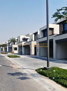 Fully Fitted 3BR Townhouse | Private Garden | Jebel Ali Village