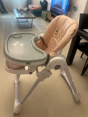 Adjustable Baby High Chair with Removable Tray — Good Condition