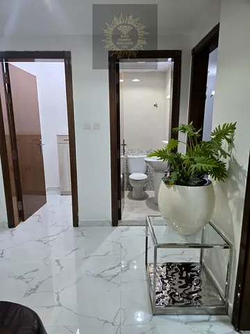 Elegant 2Bhk in Oasis Tower