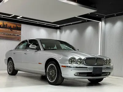 2004 Jaguar XJ 8 Japanese Specs