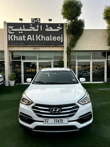 Hyundai Santa Fe 2016 American Specs in Excellent Condition