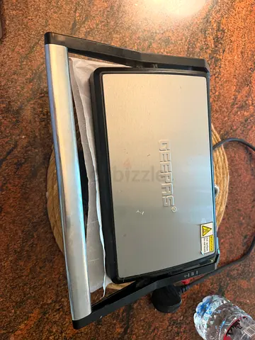 Geepas Electric Sandwich Grill / Panini Press - Used