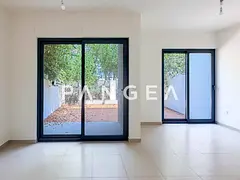 Internal Unit | Close to Exit | Kitchen Equipped