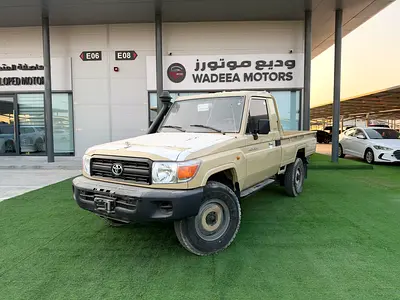 2009 Toyota Land Cruiser 70 Series LC 79 Base GCC Specs