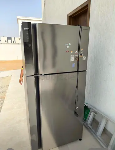 Fridge Hitachi 710 liters New Model excellent condition