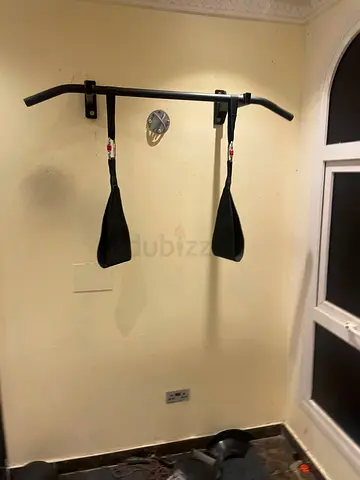 Wall-mounted pull-up bar with dip/strap attachments - Made In France