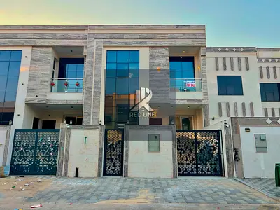 Move-in ready corner unit in a prime location. If you are looking for a home that combines privacy, green spaces, and functional finishes, this is an