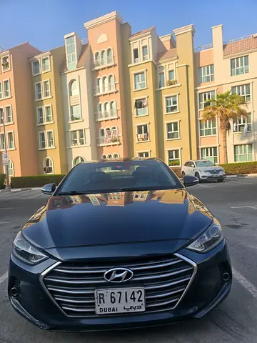 Hyundai Elantra 2016 Top Model GCC Specs