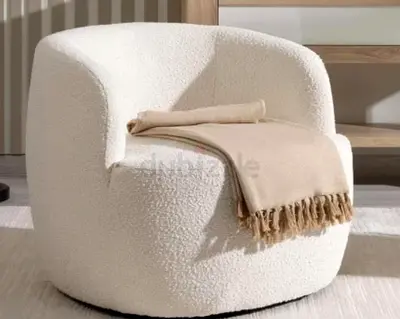 Cream Bouclé Accent Armchair - Cozy Modern Lounge