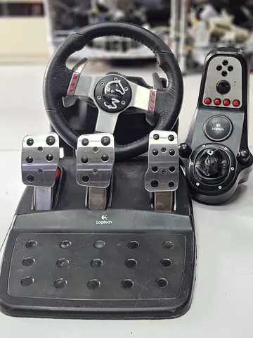 Logitech G27 racing wheel