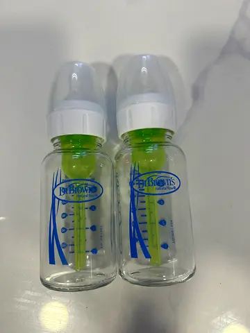 Glass baby bottle Dr Browns natural flow