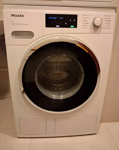 Miele W1 Front Load Washer 9kg — Good Working Condition