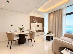 WORLD CLASS AMENITIES | TOP FLOOR | FURNISHED