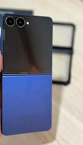 Samsung Galaxy Z Flip 7